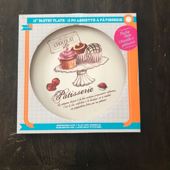 New In Box Pastry Plate - Picture 3 of 4